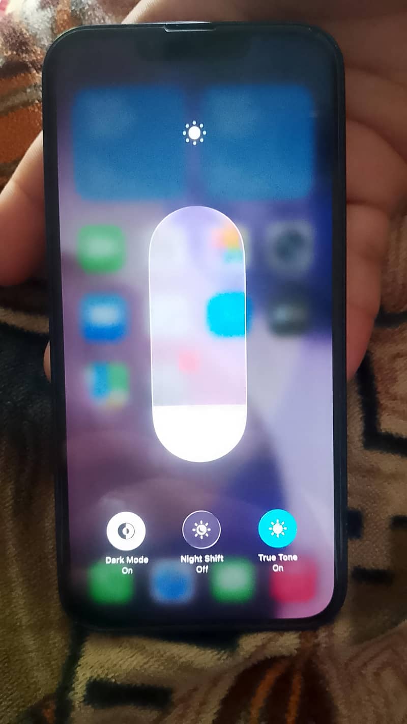 Apple iPhone 13 5