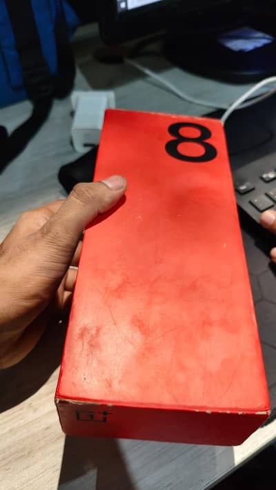 OnePlus 8 with original box and charger 10/10 Dual sim PTA approved