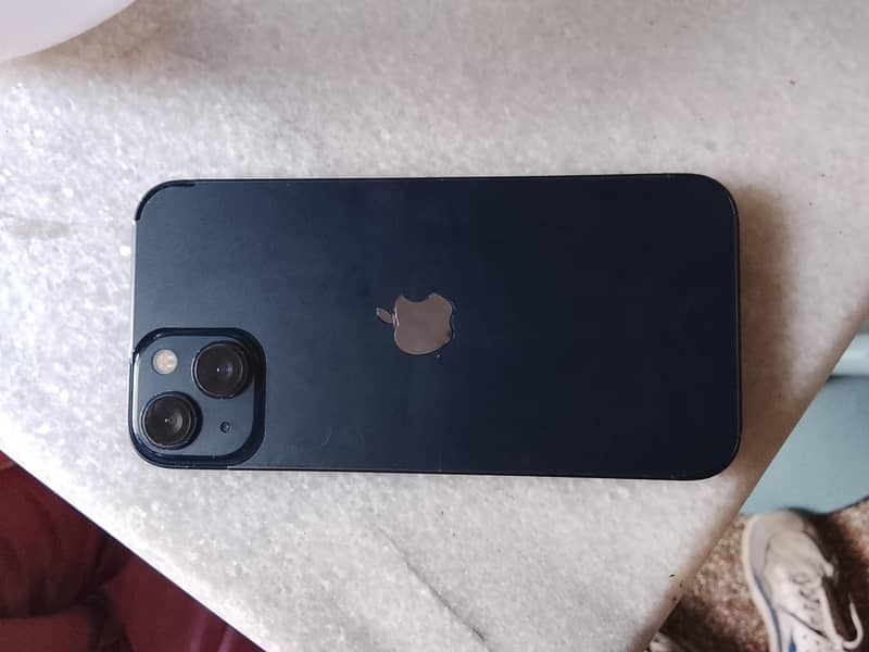 Apple iPhone 13 2