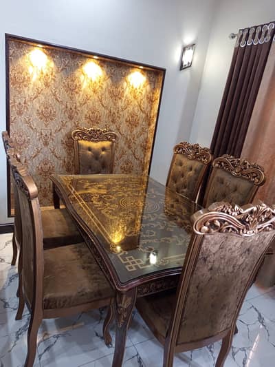 Dinnig Table and LED Table