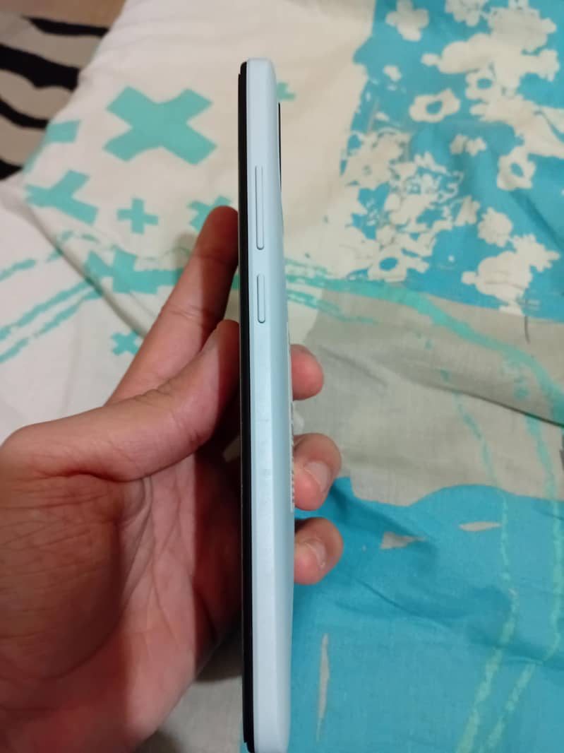 redmi a2+ 3