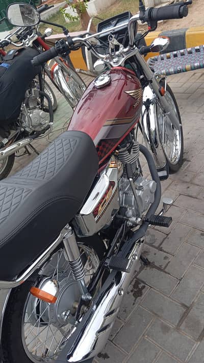 honda CG 125 special edition red/silver