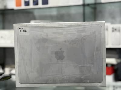 MACBOOK NEO 8-512 GB SILVER BOX PACK NON ACTIVE