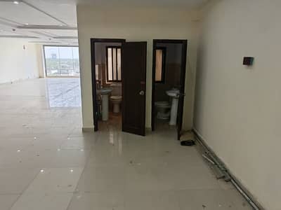 8 Marla 4th Floor office for Rent in DHA phase 5 Block B - Elevator & spacious parking