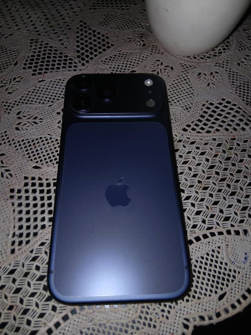 Apple iPhone 17 Pro Max Non-PTA | Complete Box | 7