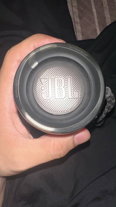 JBL Flip 5 Bluetooth Speaker – Excellent Condition