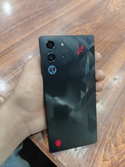 Redmagic for sell full 10/10 condition