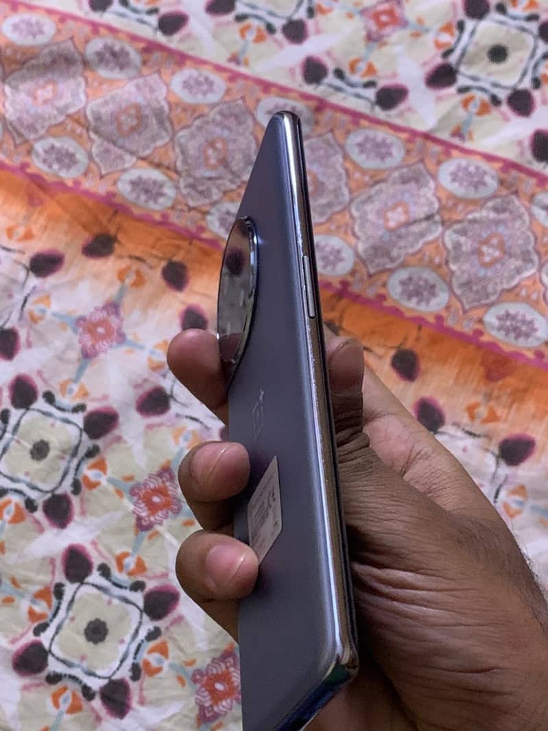 One Plus 11R 6