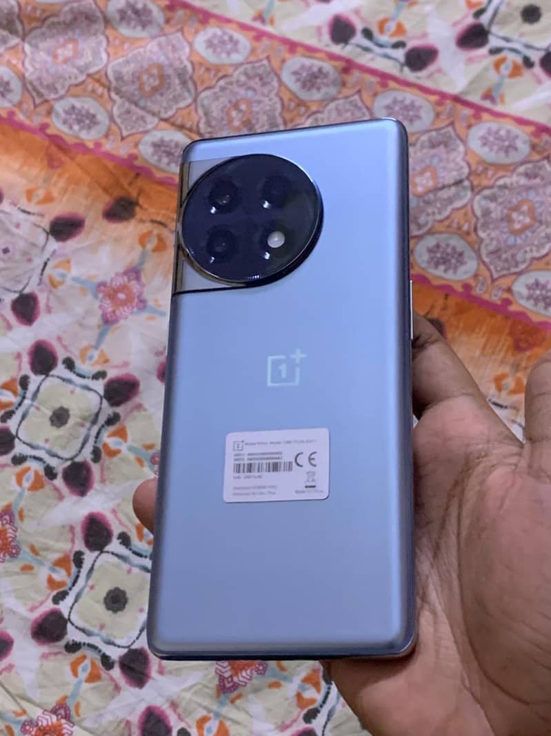One Plus 11R 7