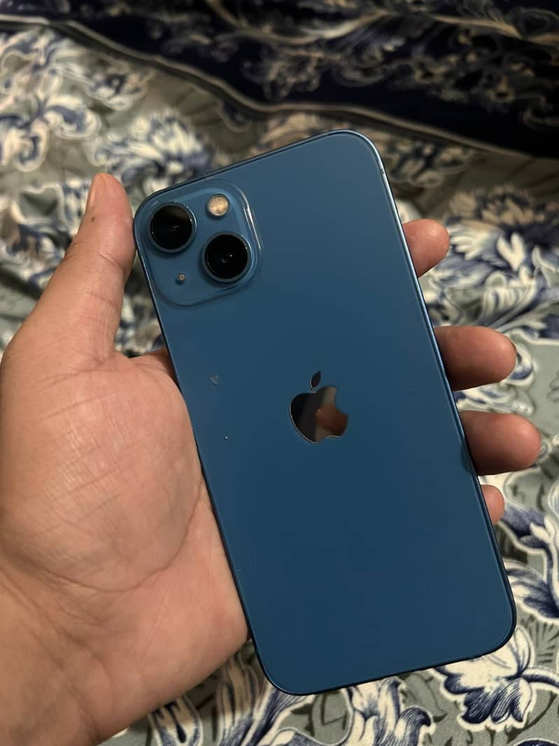 Apple iPhone 13 3