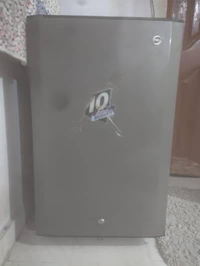 Pel one door refrigerator (condition 10/10)