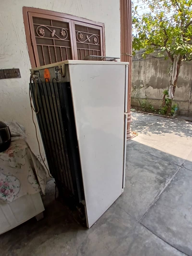 refrigerator 2