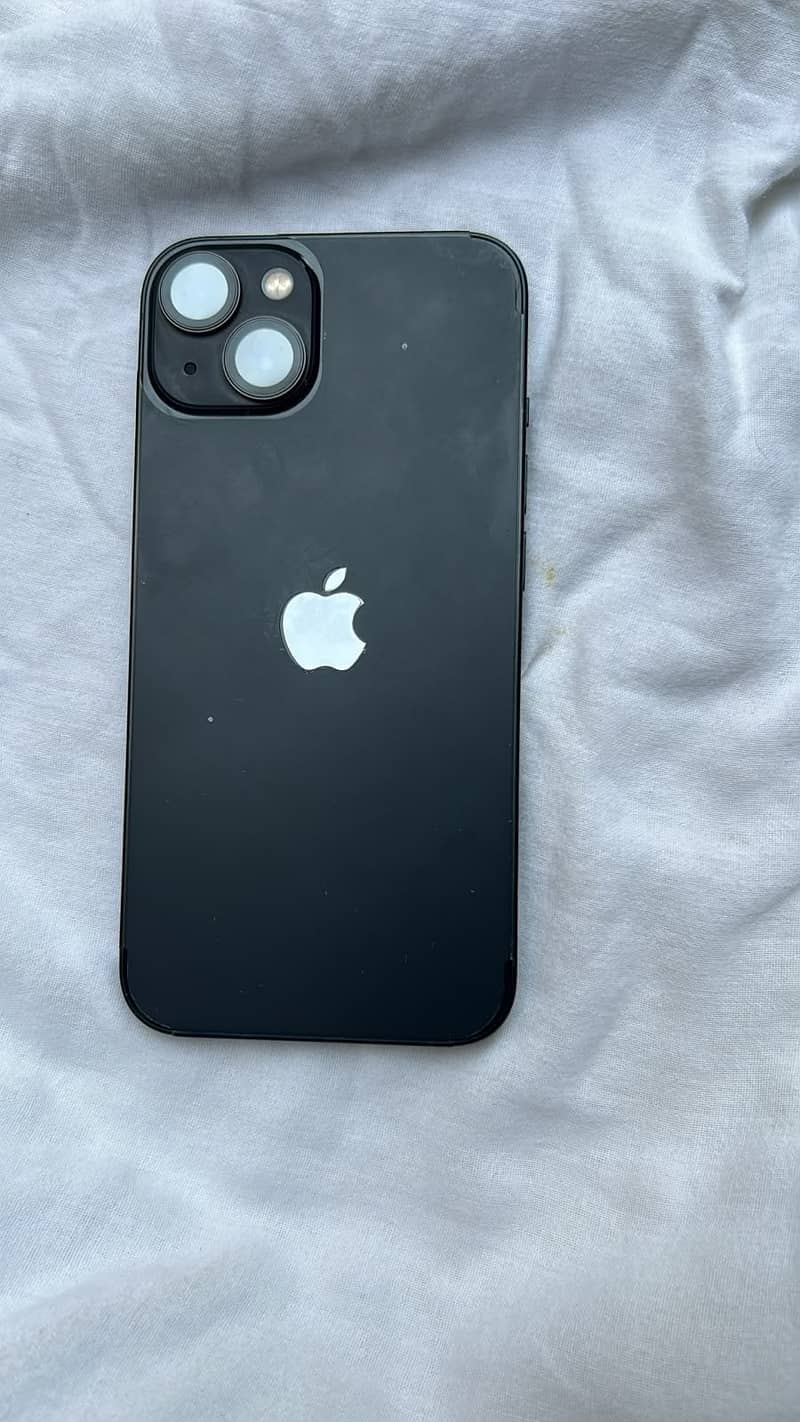 Apple iPhone 13 2