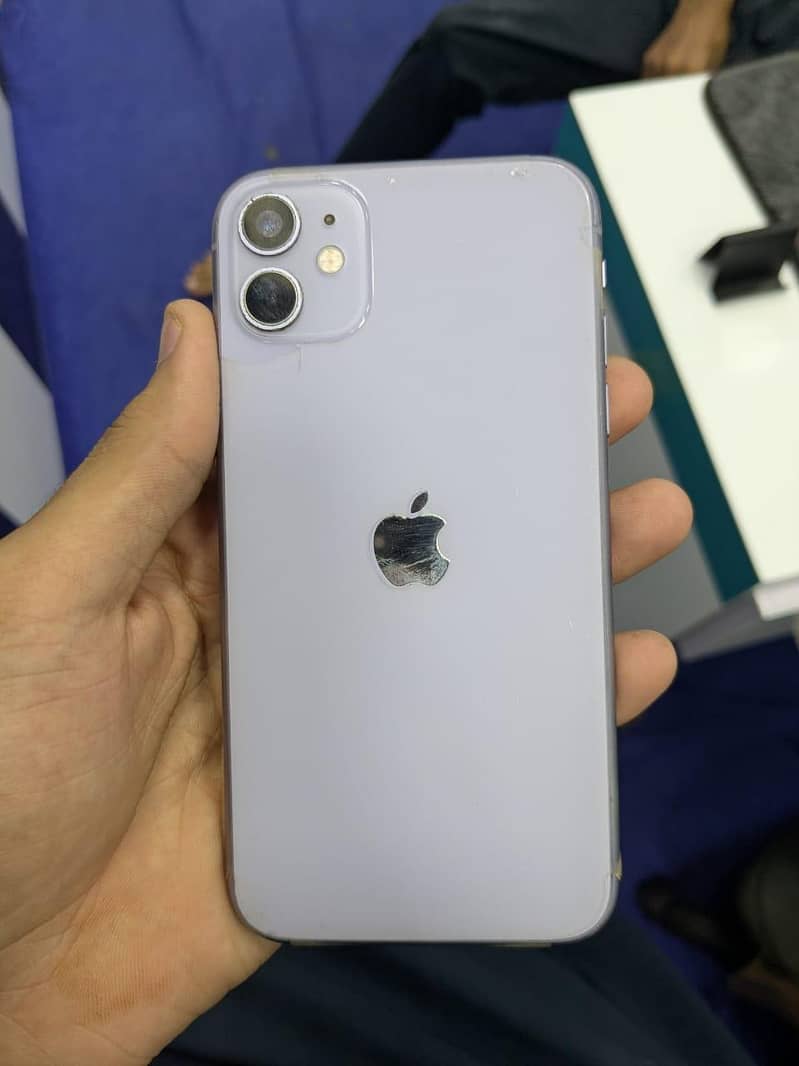 Apple iPhone 11 0