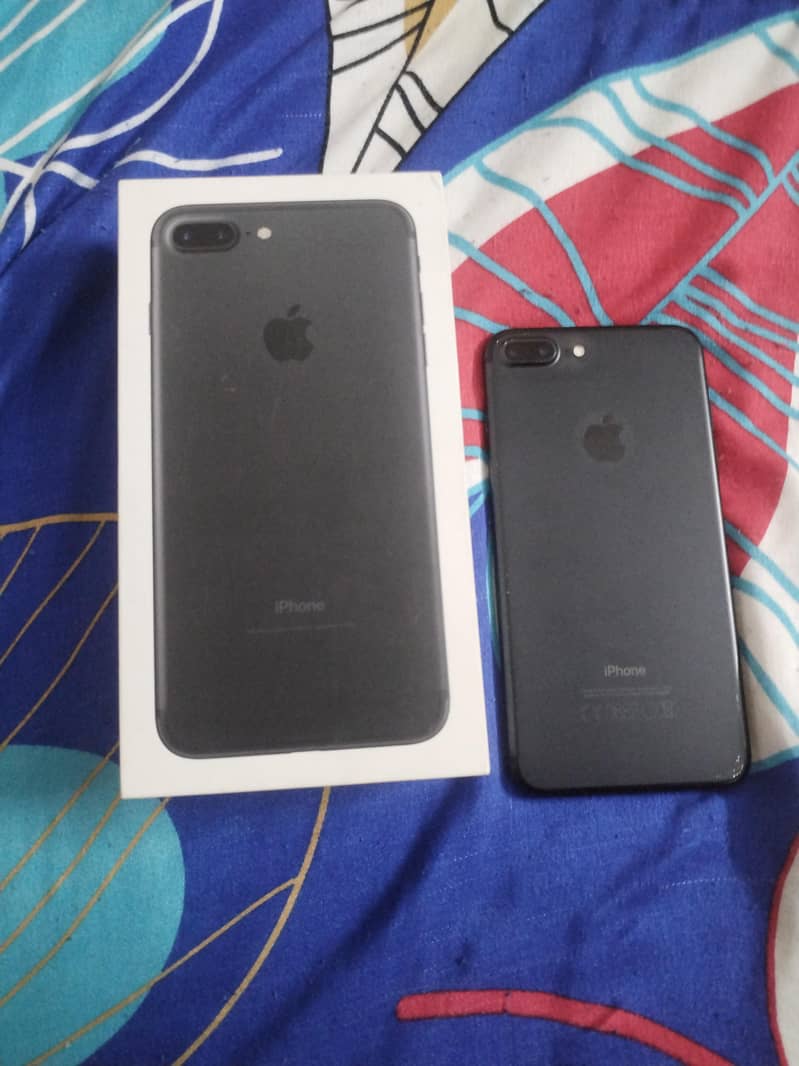 Apple iPhone 7 Plus 2