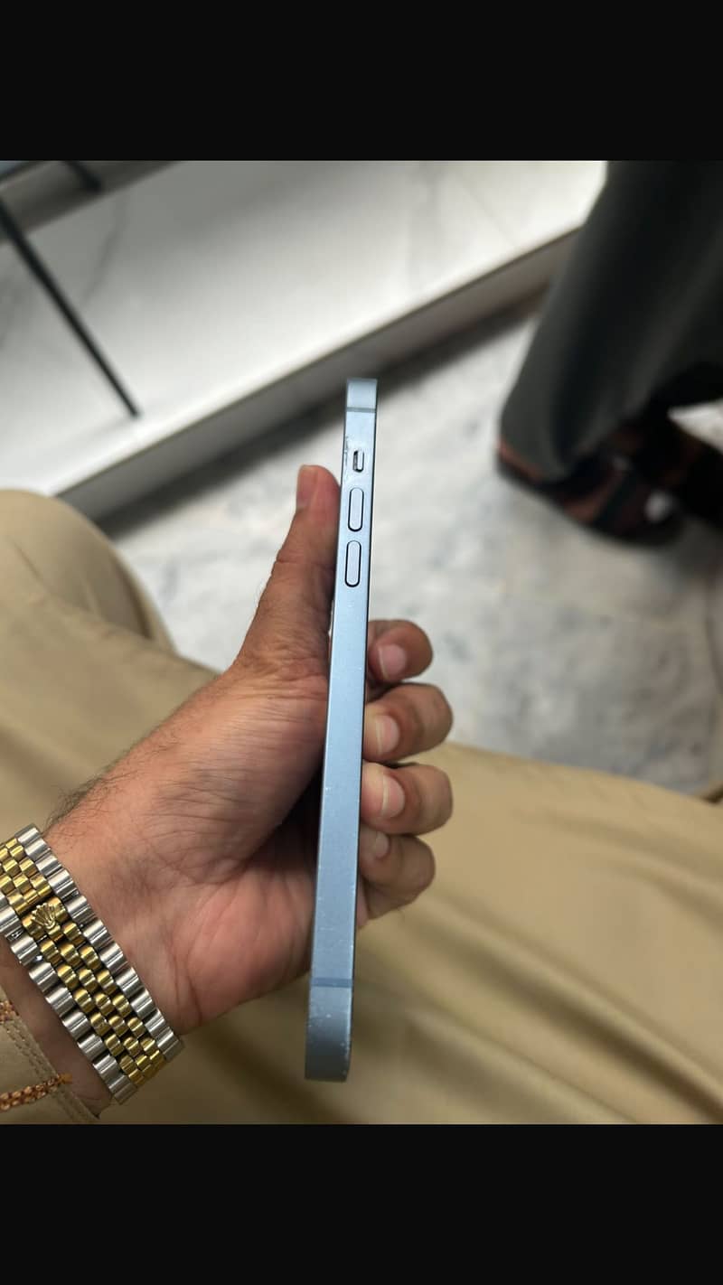 Apple iPhone 14 plus 3