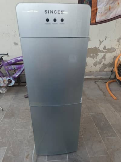 Singer Water Dispenser (Hot & Cold) with Mini Fridge