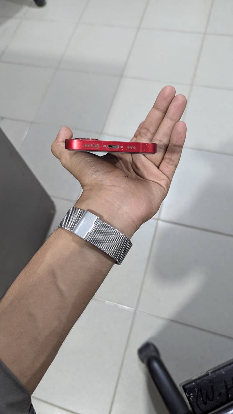 Apple iPhone 13 3