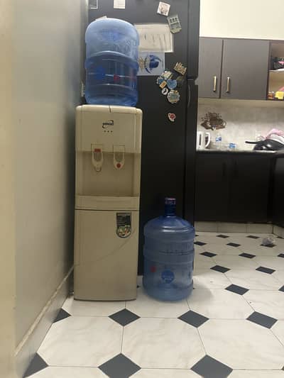 Water Dispenser Homage Mini Fridge Cold