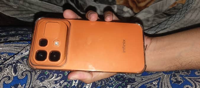 Infinix note 60 pro orange 2 month used 8+8 /256 10/10