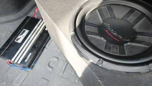 Pioneer sub woofer W311