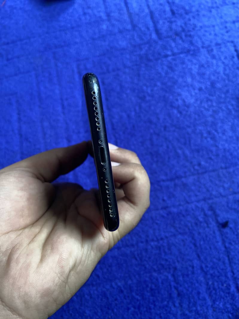 Apple iPhone 7 Plus 2