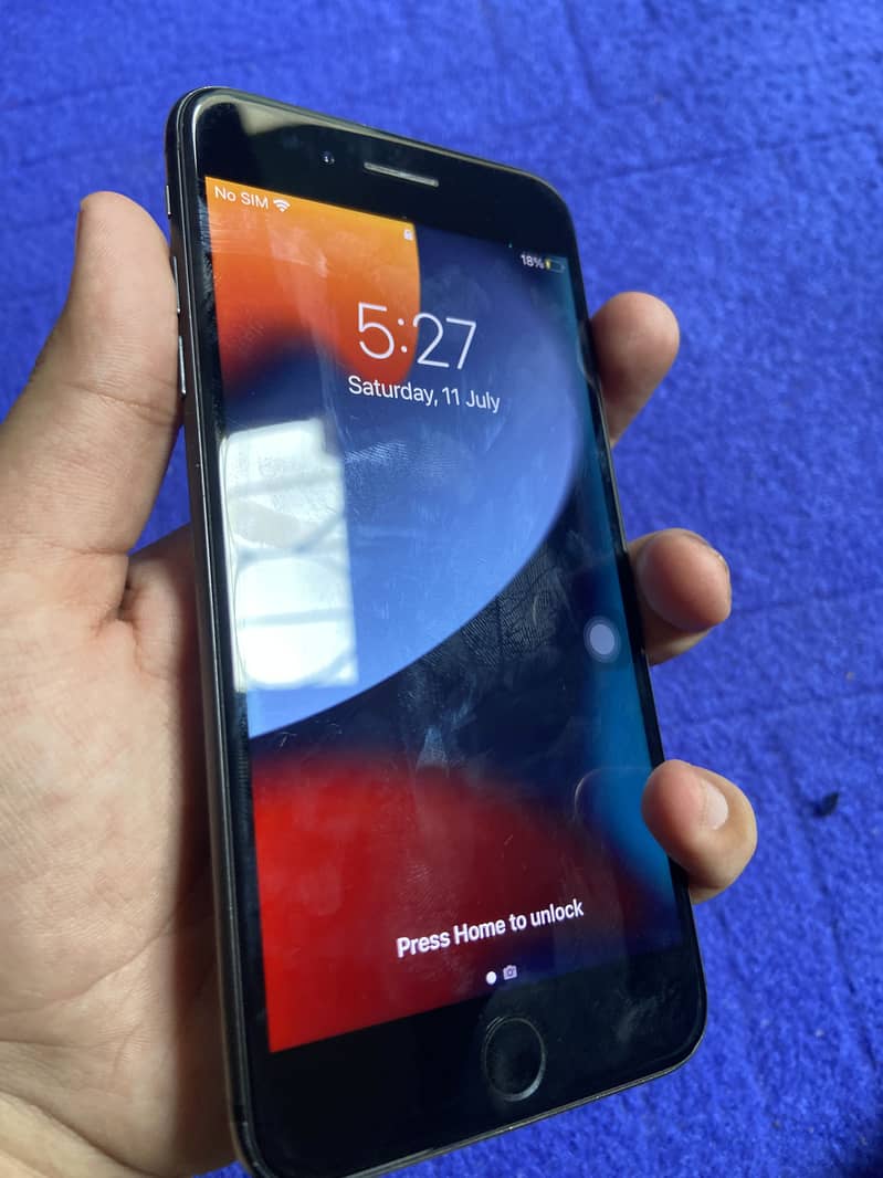 Apple iPhone 7 Plus 3