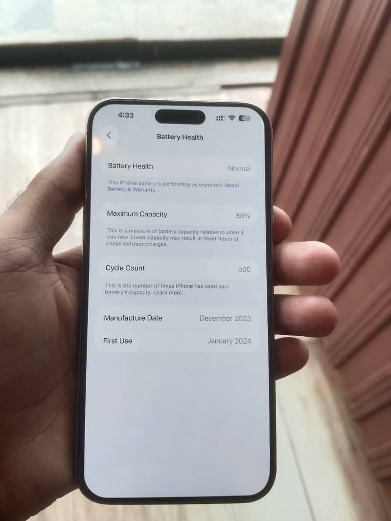 Apple iPhone 15 Pro Max 0