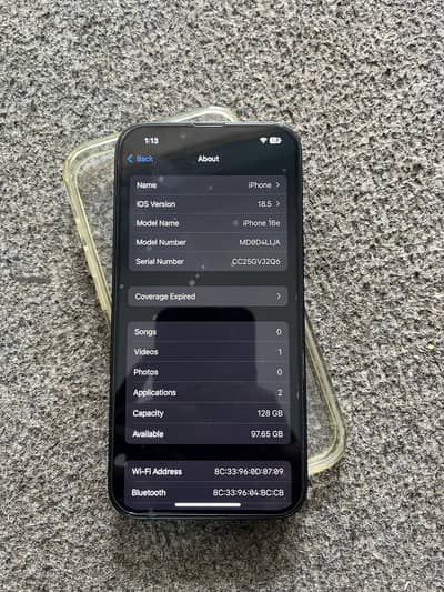 Apple iPhone 16e 128GB