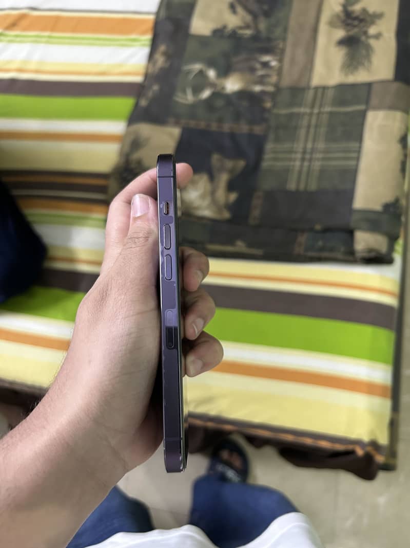 Apple iPhone 14 Pro 3