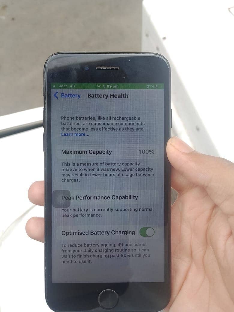 Apple iPhone 7 12