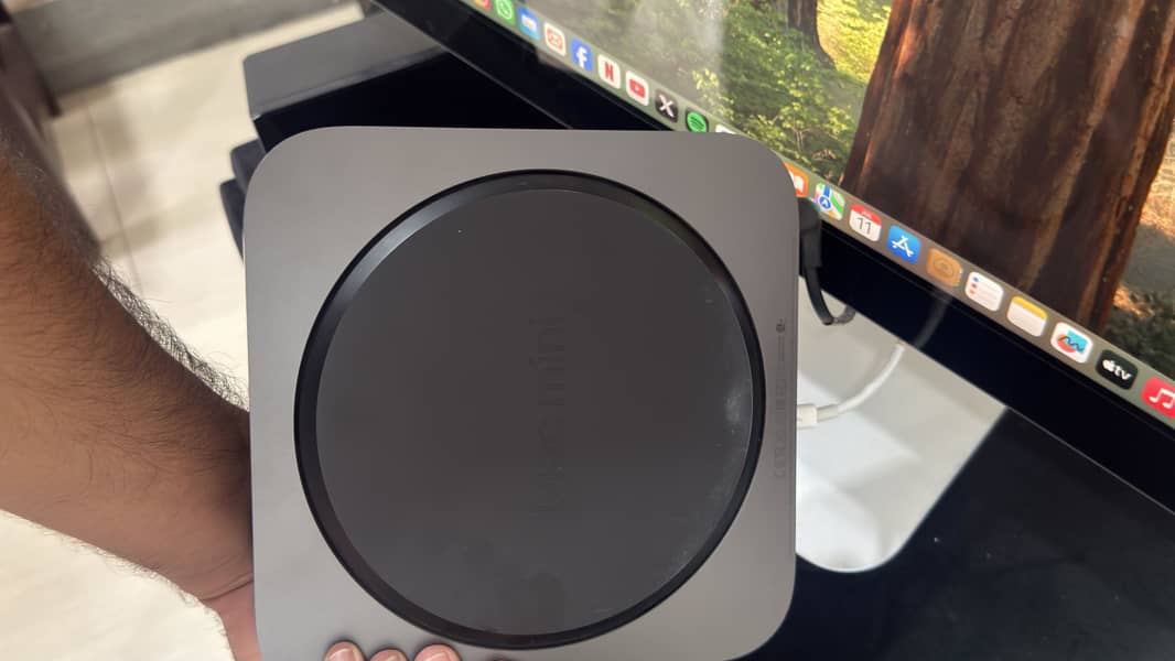 MacMini  Thunderbolt 8