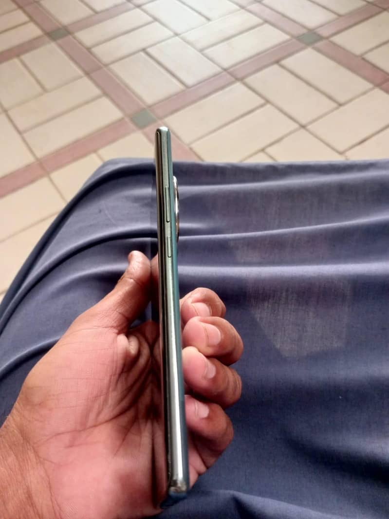 Infinix Zero 40 3