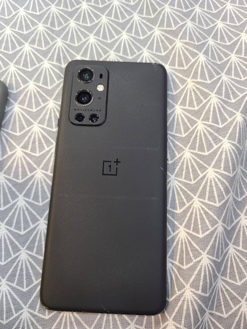 One Plus 9 Pro 4