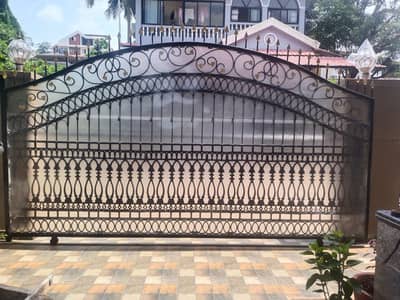 Polycarbonate Sheets - Premium Quality (fluted sheet) Transparent