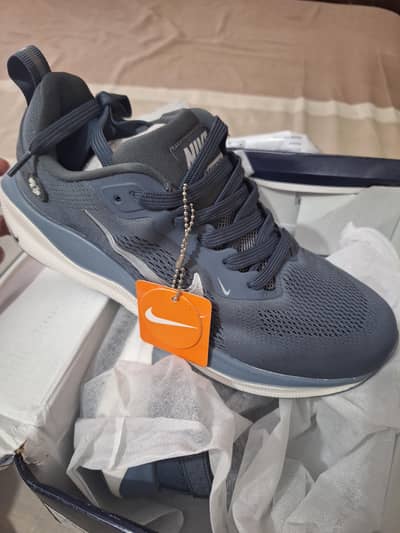 Branded Sports Shoes