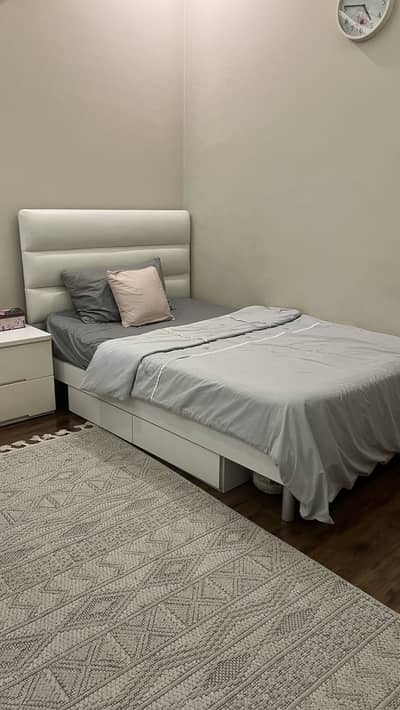 ArtecHome Bed Wooden