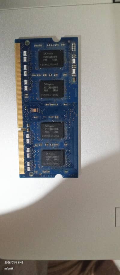 SK hynix 4GB DDR3L Laptop RAM (1600MHz PC3L-12800S