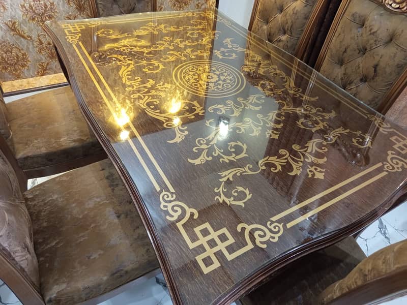 Dinnig Table and LED Table 5