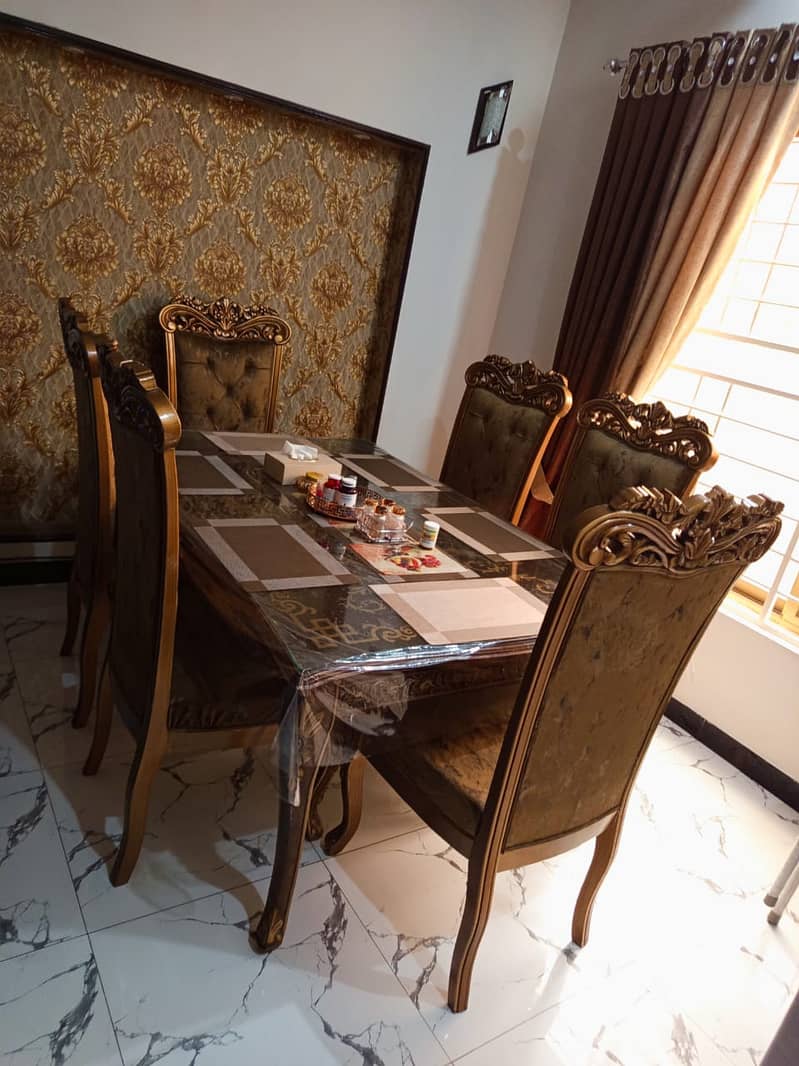 Dinnig Table and LED Table 6