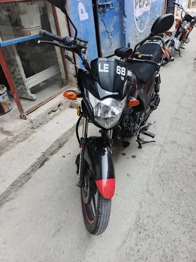 Suzuki GR150 colour black overall