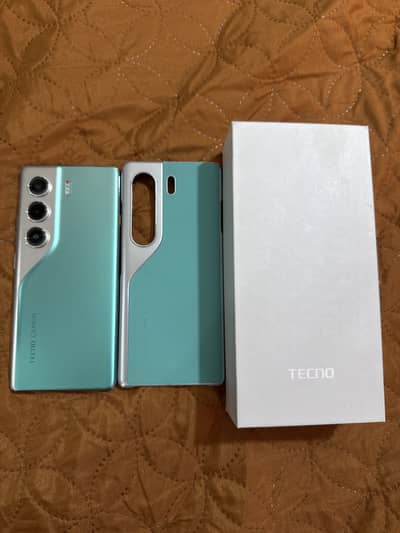 Tecno CAMON 40 Pro