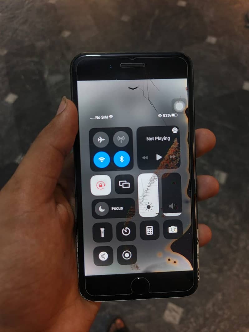 Apple iPhone 7 Plus 6