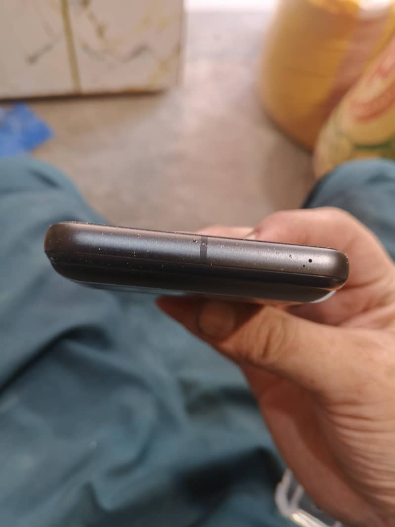 Google Pixel 8 3