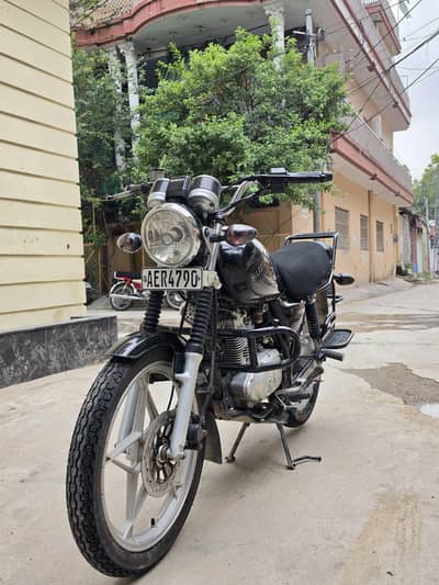 Suzuki GS 150 SE