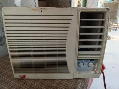 0.75 TON Window AC