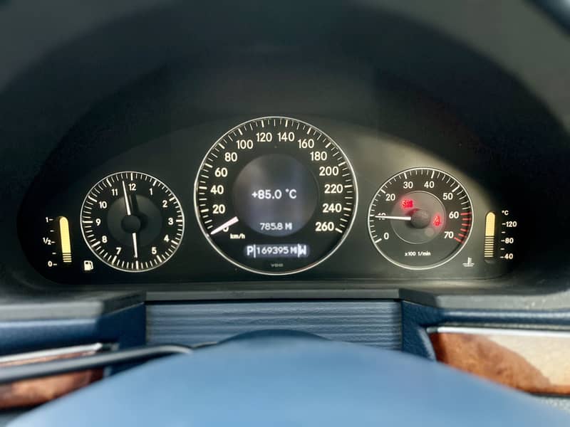 Mercedes E Class Kompressor Elegance 10