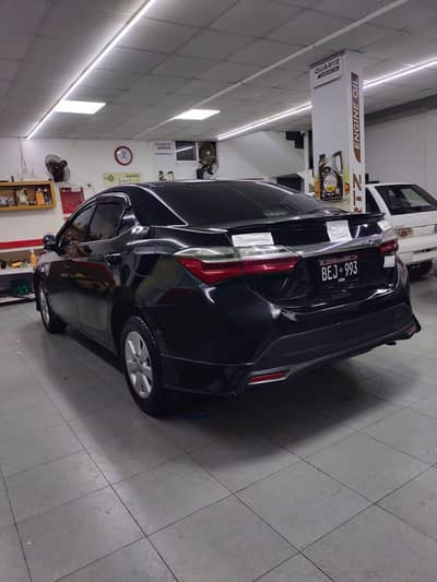 Toyota Corolla GLI 2015 Convert in Altis