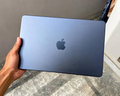 MacBook Neo 8GB / 256GB  New