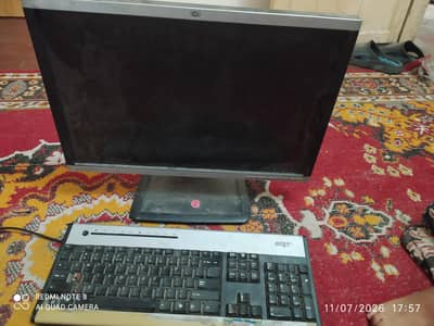 HP LA2205wg 22-inch LCD monitor